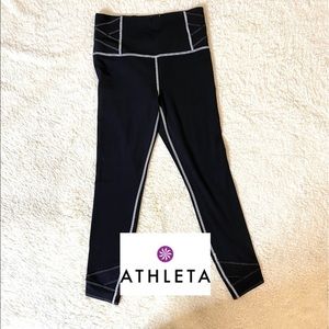 Athleta Elation 7/8 Legging Small